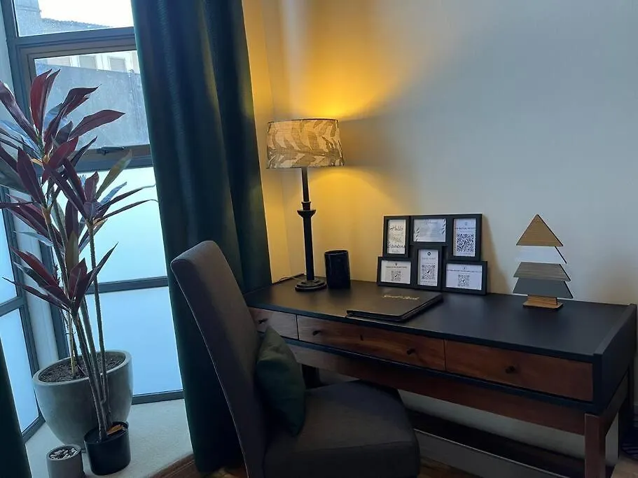 Apartment Beautiful City Haven 2Gyms With Pool & Parking Cape Town South Africa