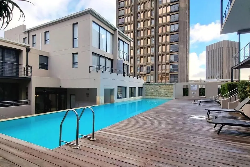 Beautiful City Haven 2Gyms With Pool & Parking Cape Town South Africa