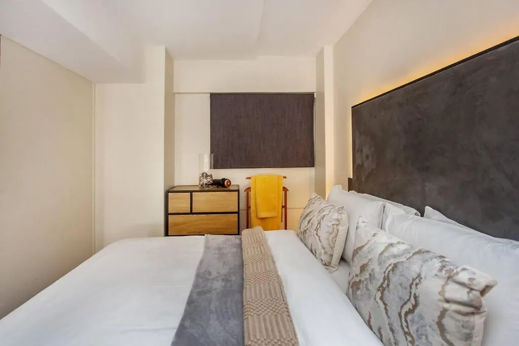 Apartment Beautiful City Haven 2Gyms With Pool & Parking Cape Town