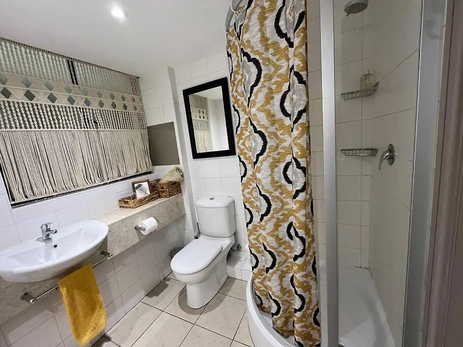 Beautiful City Haven 2Gyms With Pool & Parking Cape Town 0*,  South Africa